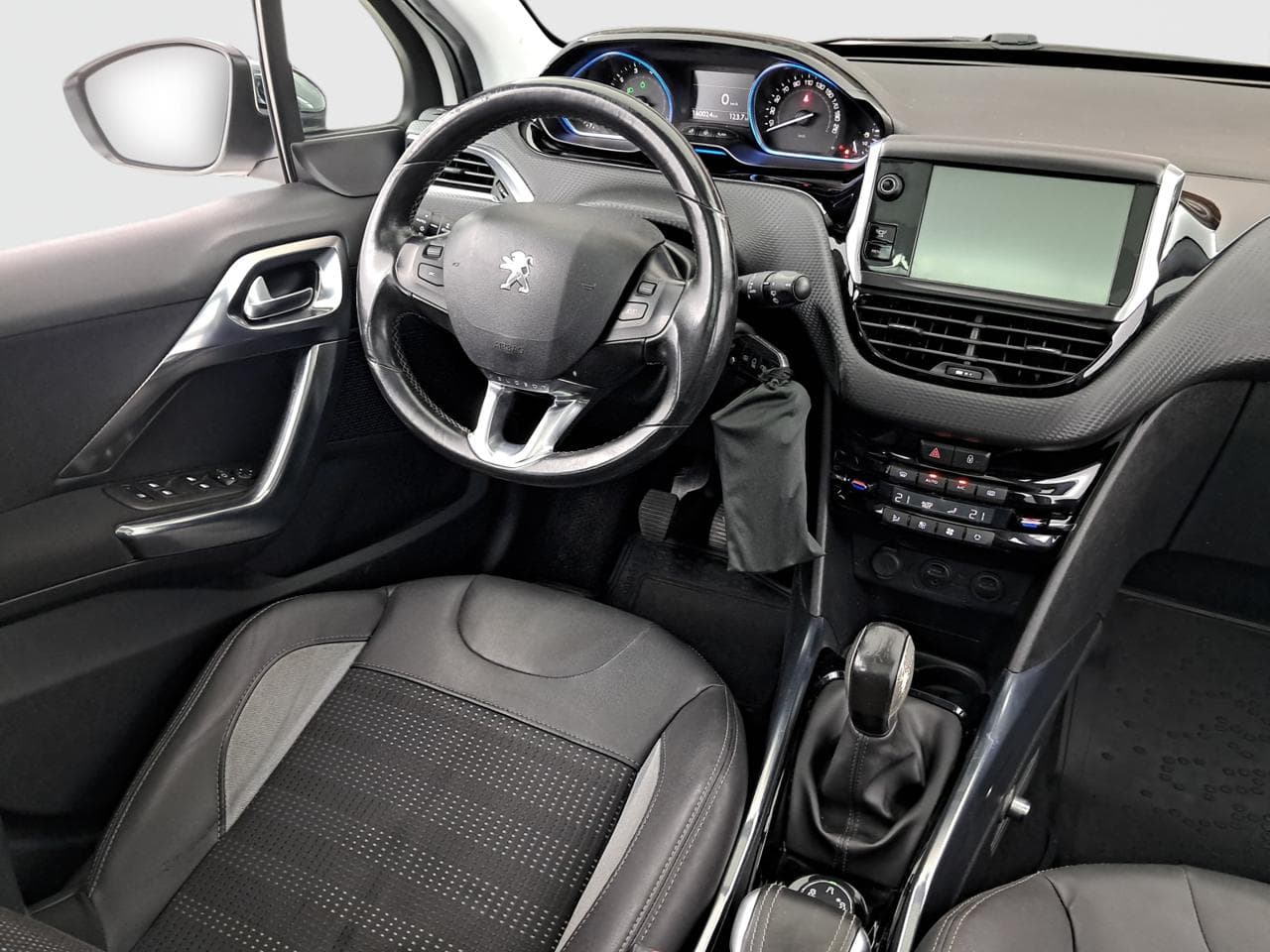 2013 Peugeot 2008 - 9