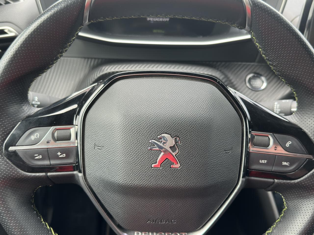2021 Peugeot 2008 - 13