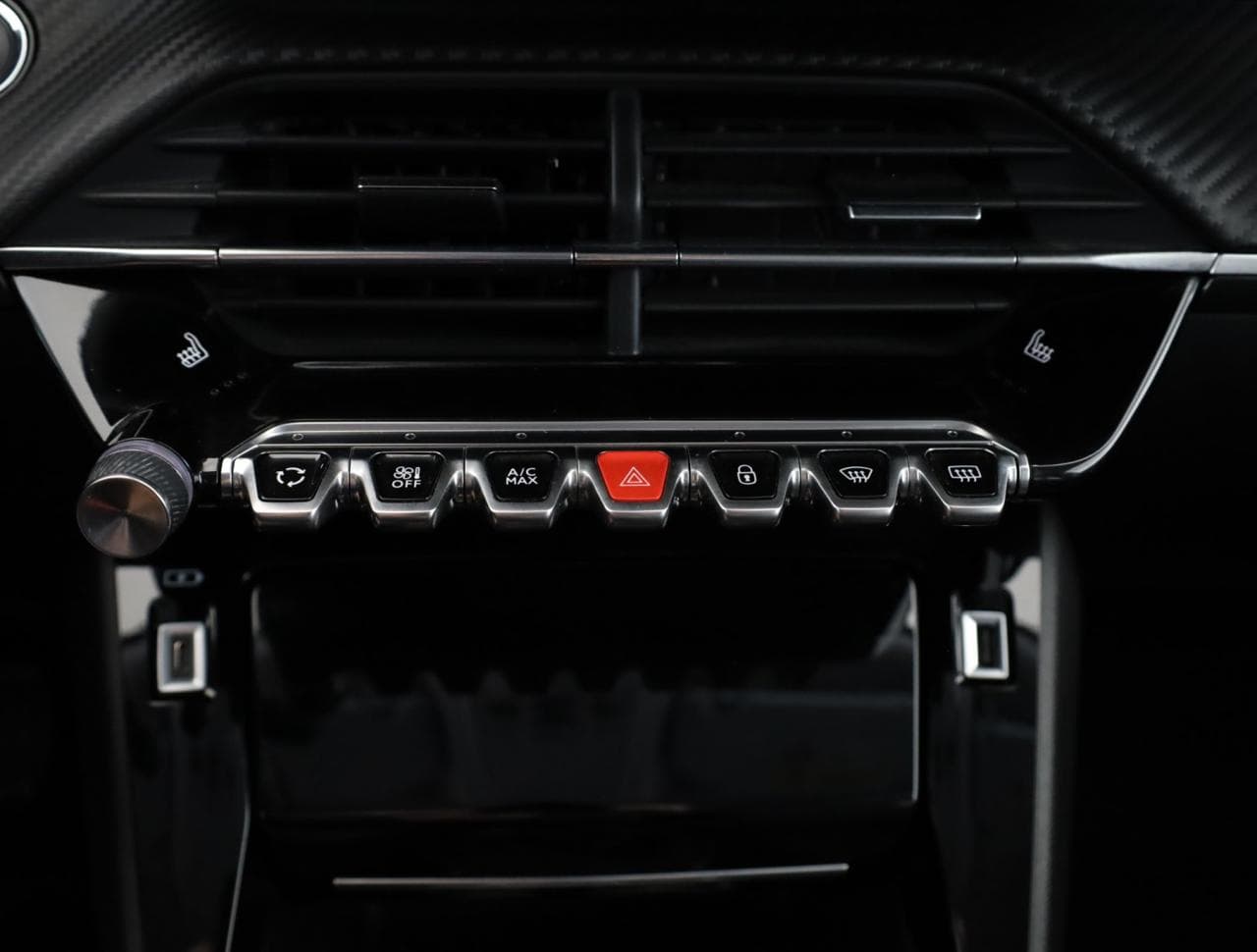 2021 Peugeot 2008 - 19