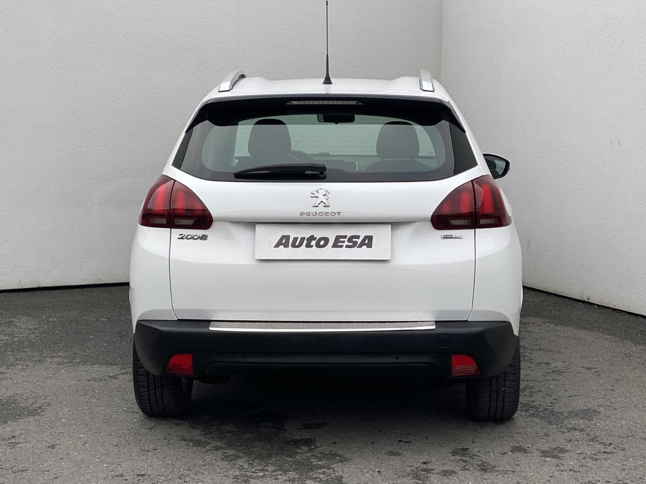2017 Peugeot 2008 - 5