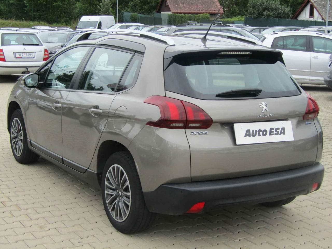 2017 Peugeot 2008 - 6