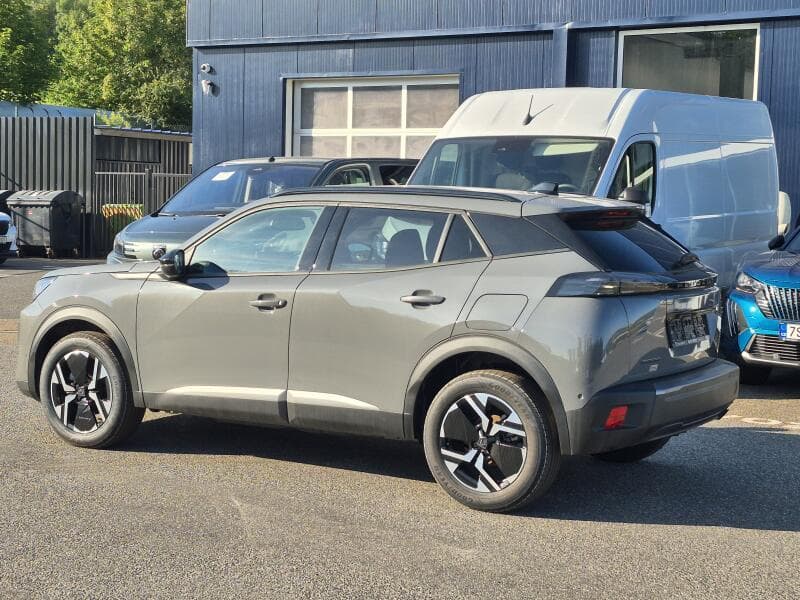 2025 Peugeot 2008 - 3