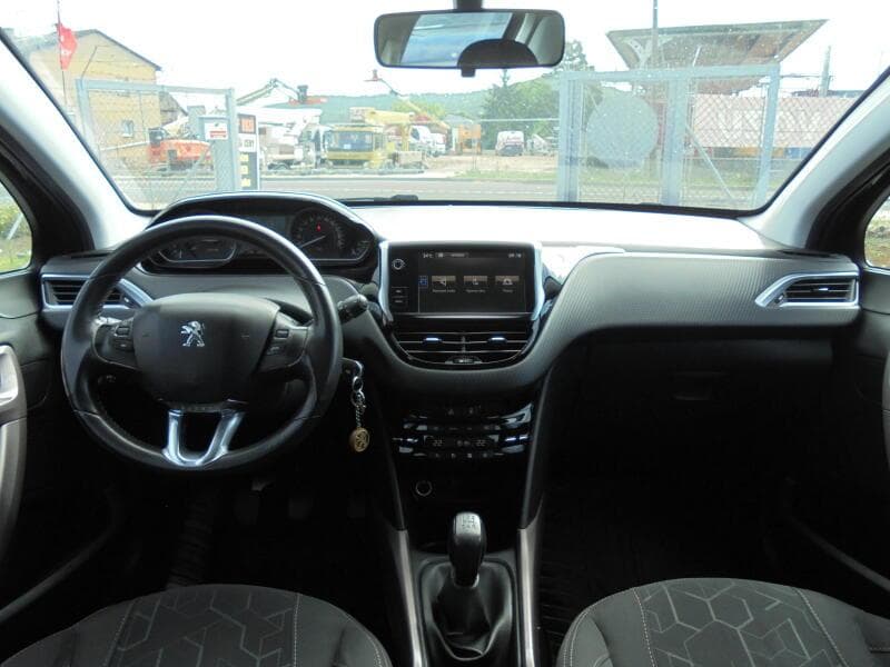 2015 Peugeot 2008 - 9