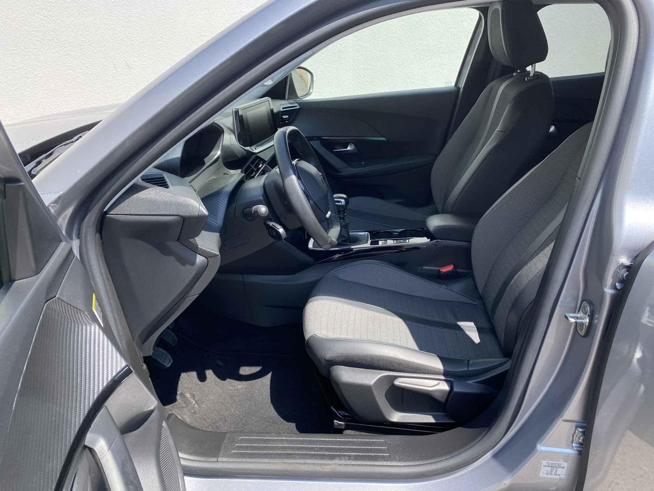 2021 Peugeot 2008 - 9