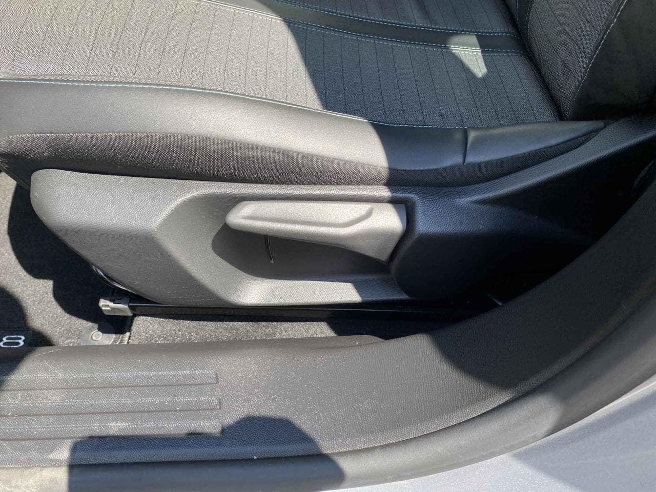 2021 Peugeot 2008 - 14