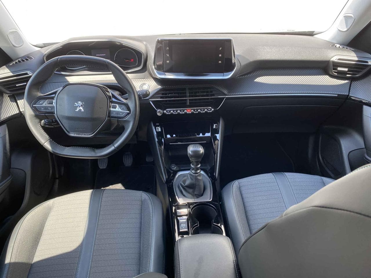 2021 Peugeot 2008 - 8