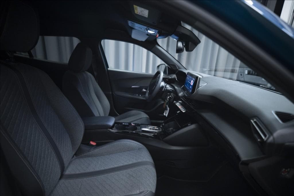 2025 Peugeot 2008 - 8