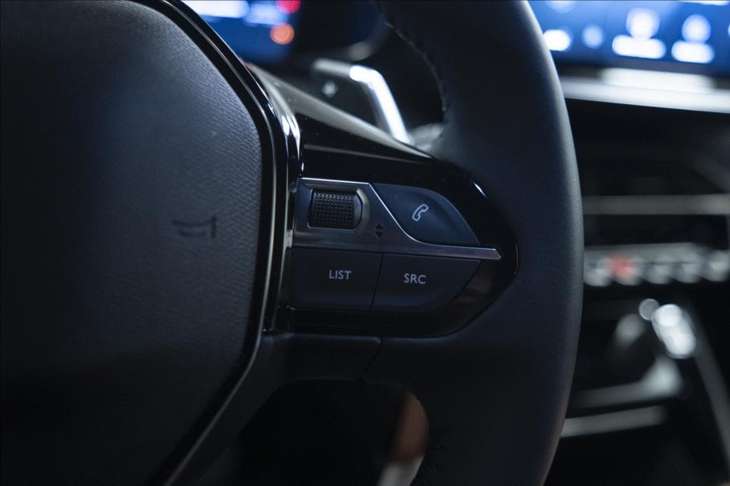 2025 Peugeot 2008 - 26