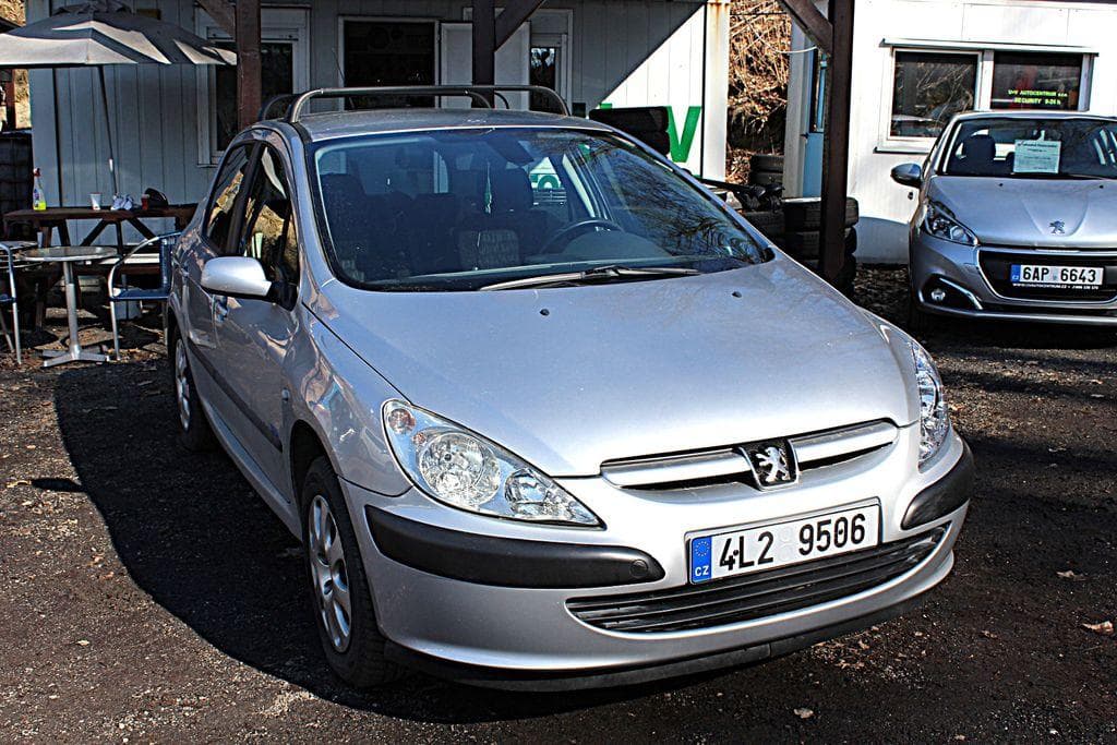 2002 Peugeot 307 - 3