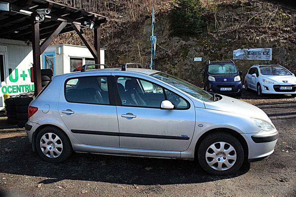 2002 Peugeot 307 - 5