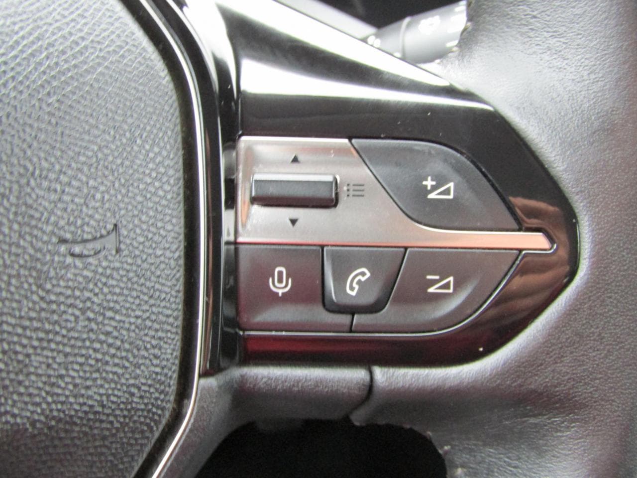 2022 Peugeot 308 - 18