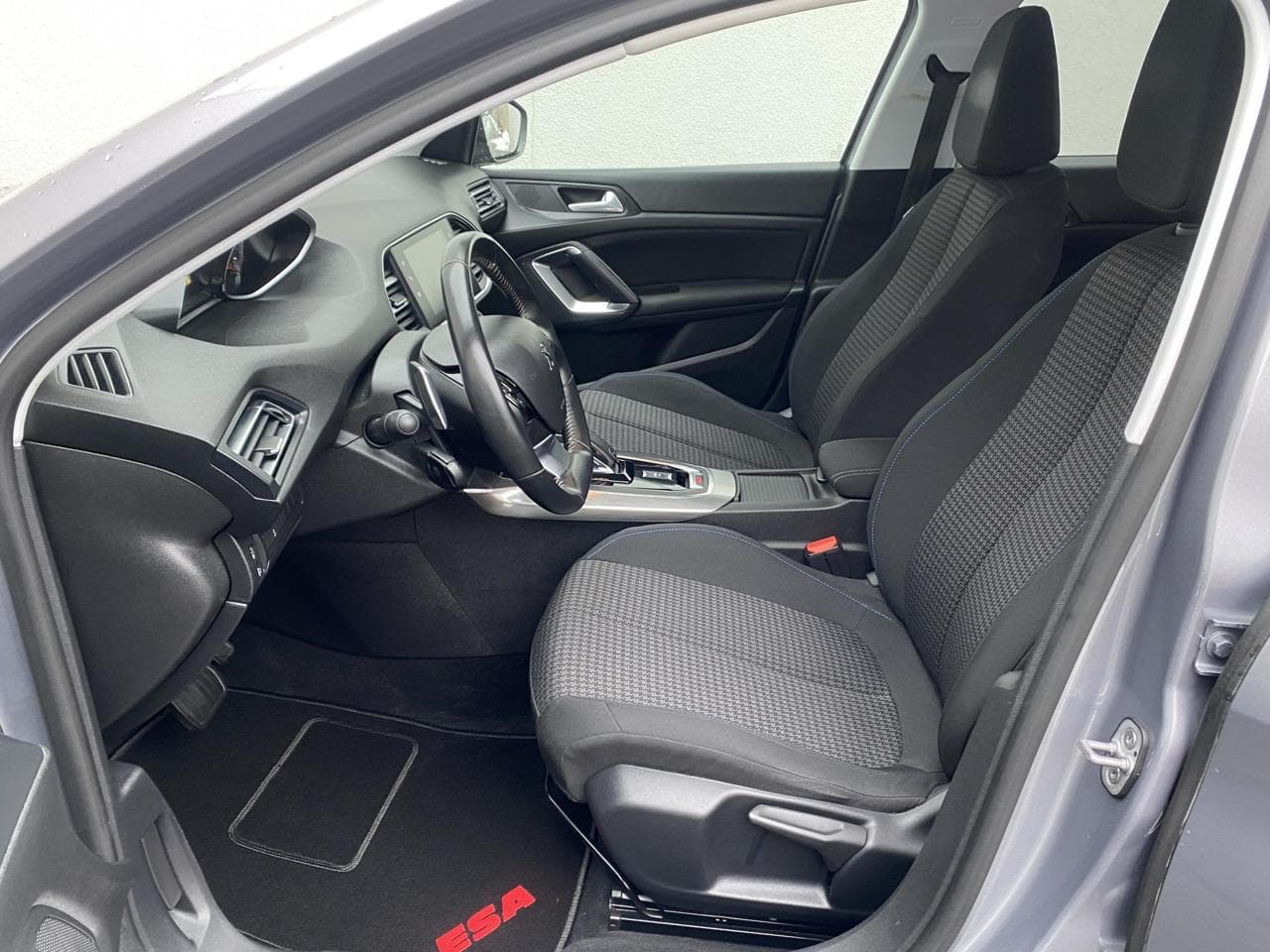 2018 Peugeot 308 - 9