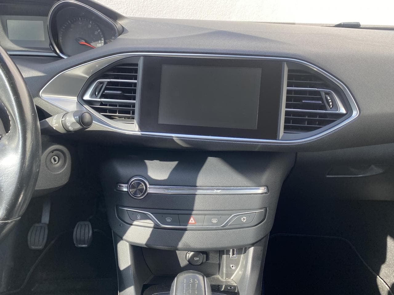 2016 Peugeot 308 - 12