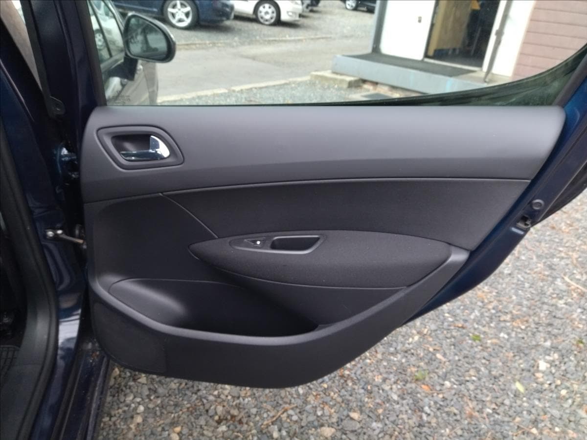 2010 Peugeot 308 - 18