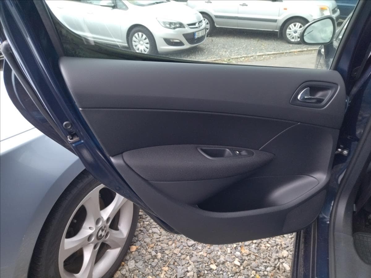 2010 Peugeot 308 - 16