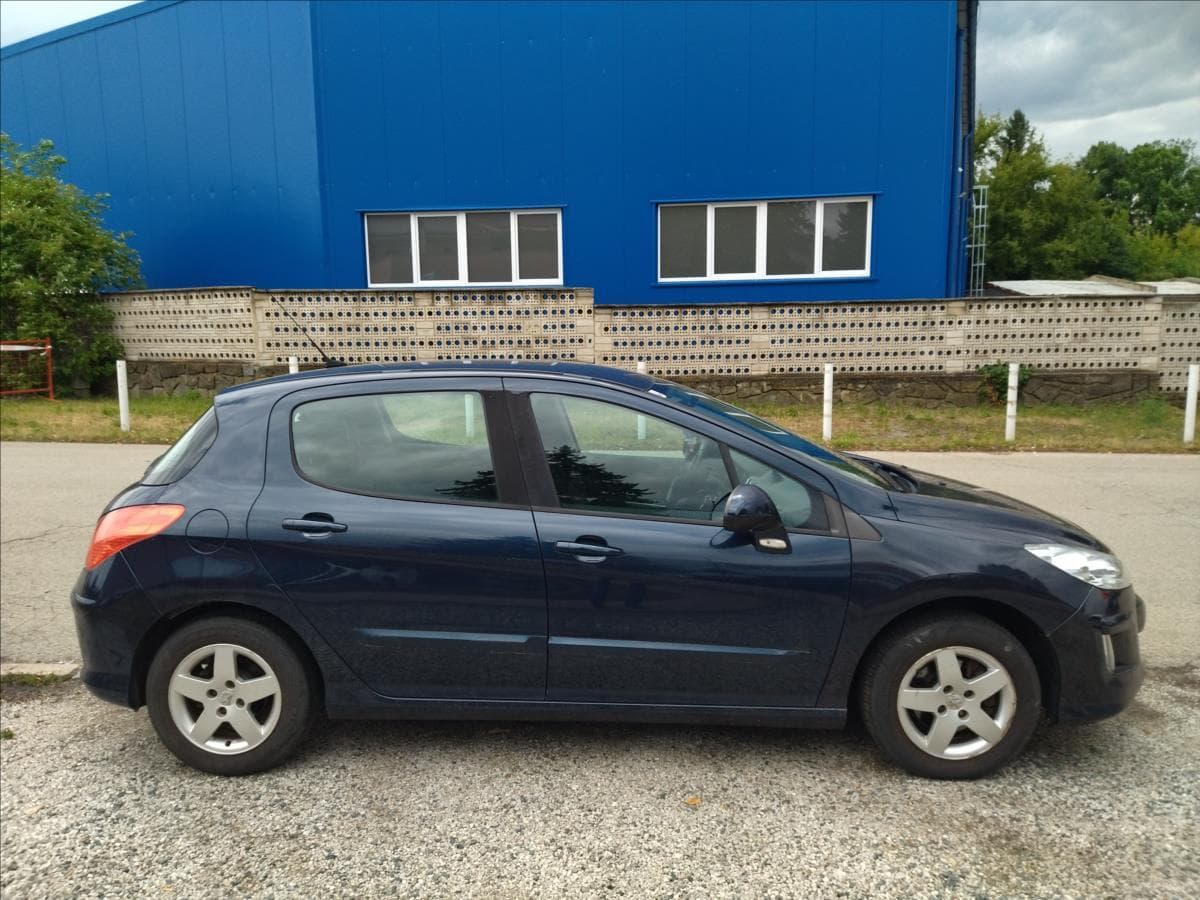 2010 Peugeot 308 - 5