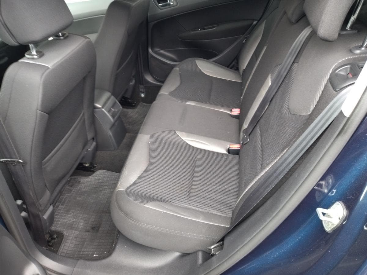 2010 Peugeot 308 - 12