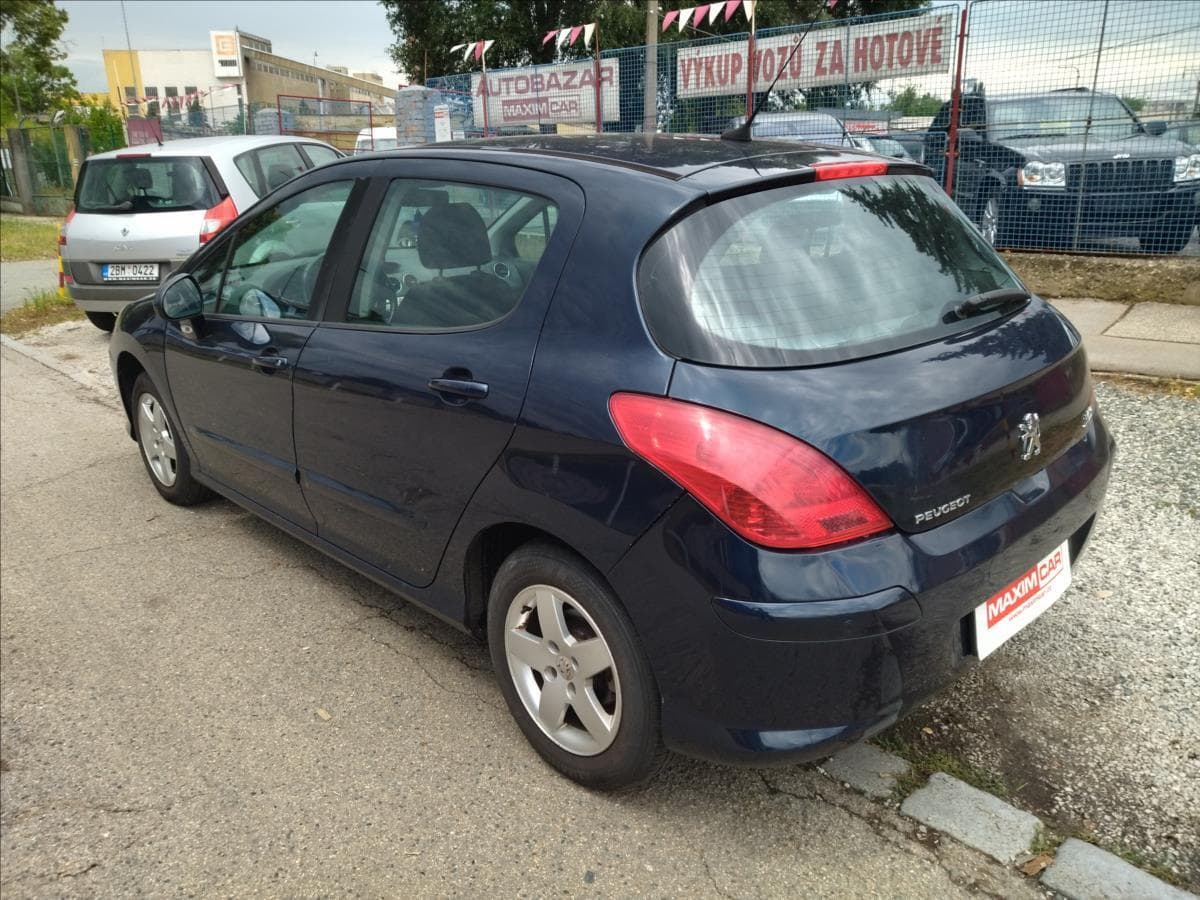 2010 Peugeot 308 - 6