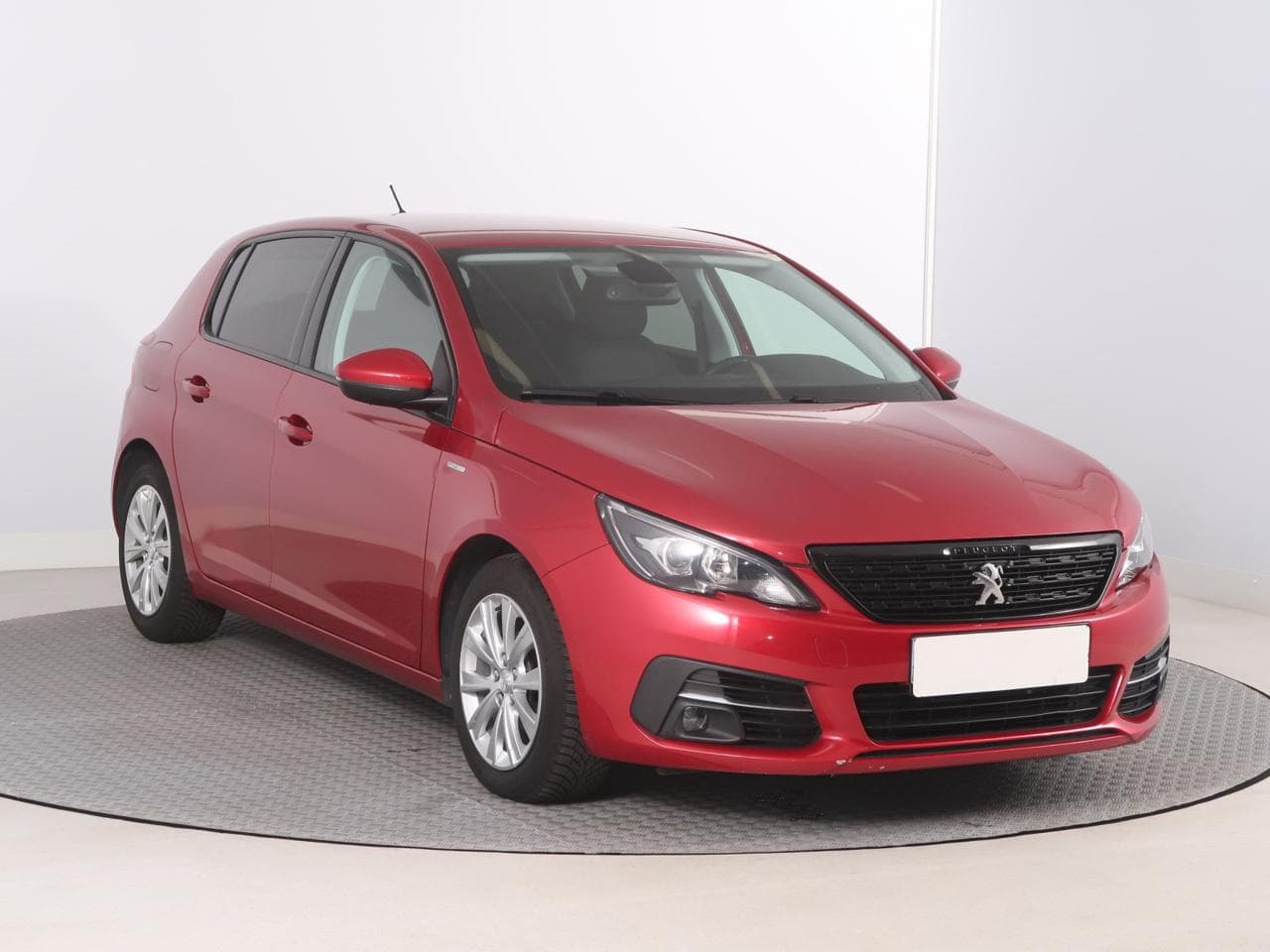 Peugeot 308 1.2 PureTech 81kW hatchback