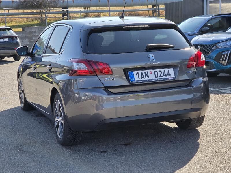 2017 Peugeot 308 - 3