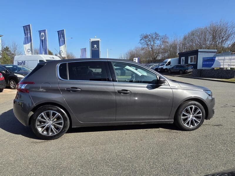 2017 Peugeot 308 - 6