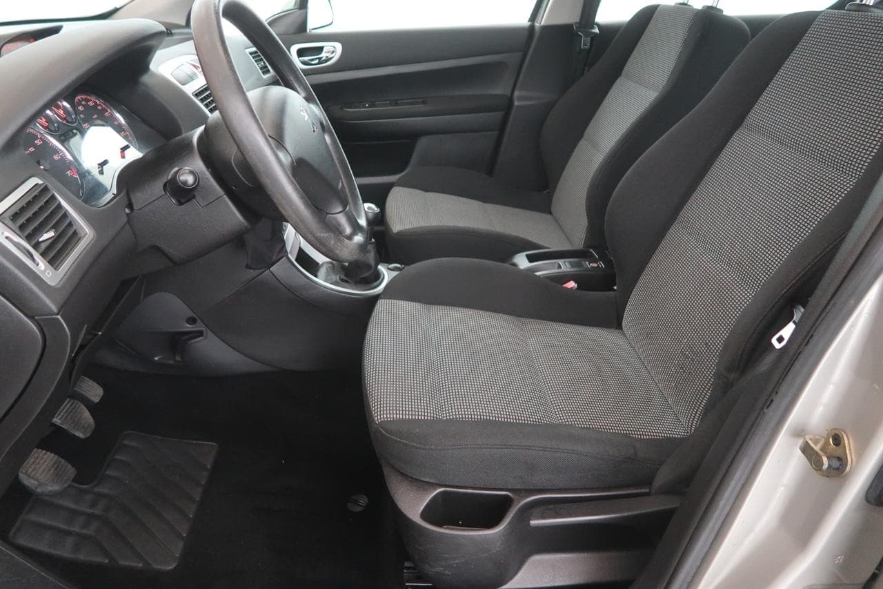 2006 Peugeot 307 - 16