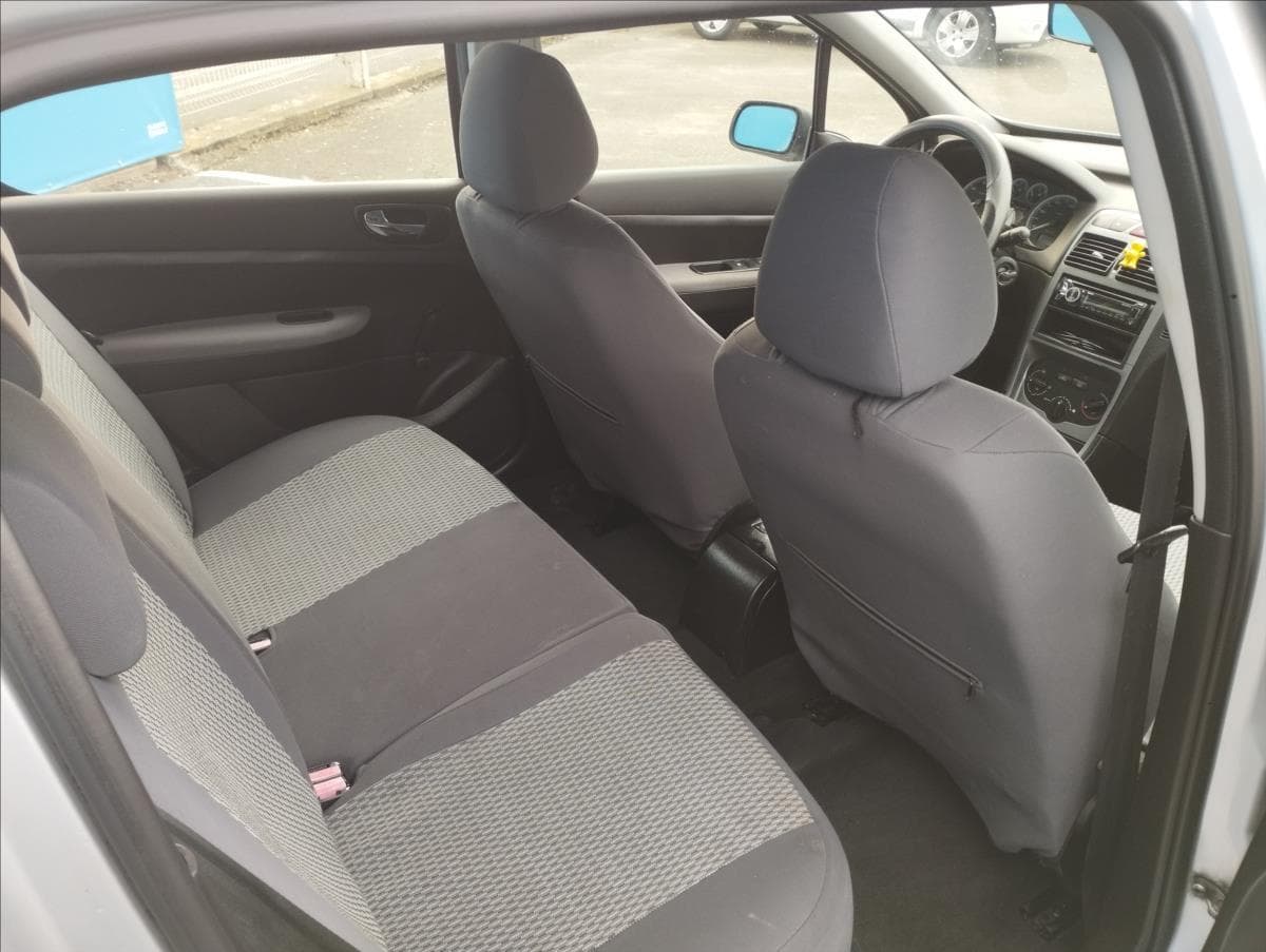 2002 Peugeot 307 - 19