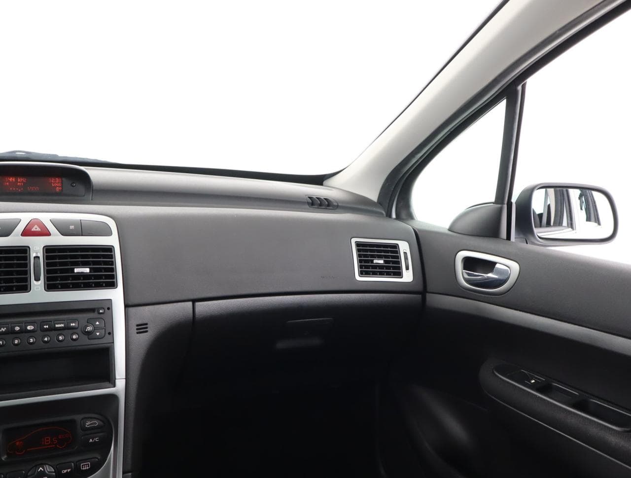 2004 Peugeot 307 - 11