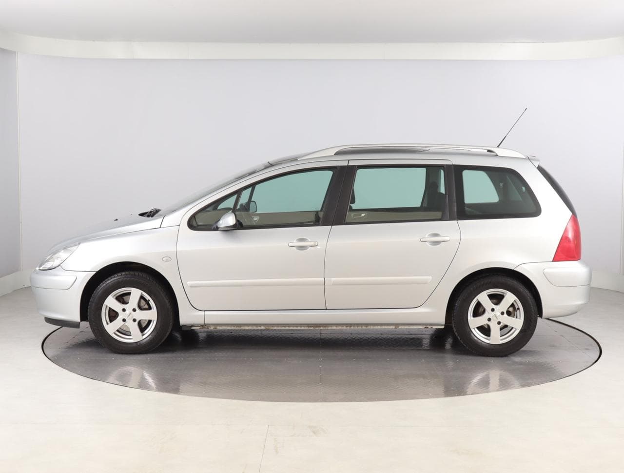 2004 Peugeot 307 - 4