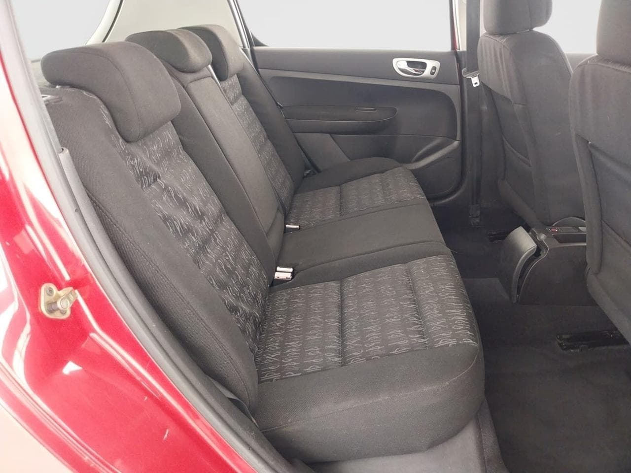 2004 Peugeot 307 - 13