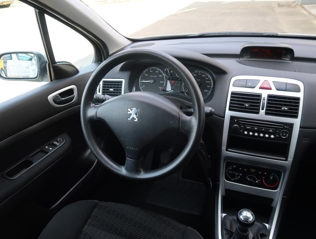 2007 Peugeot 307 - 9