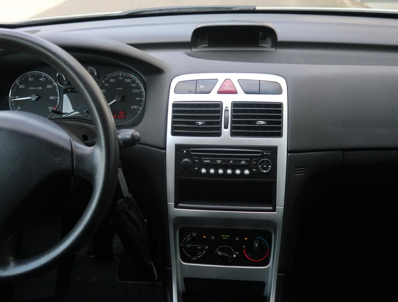 2007 Peugeot 307 - 18