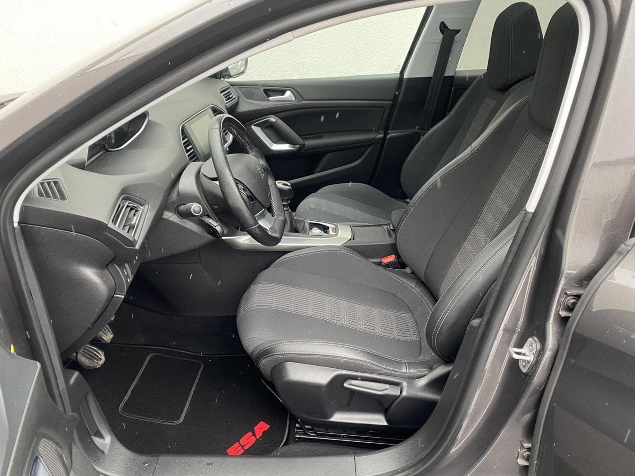 2020 Peugeot 308 - 9