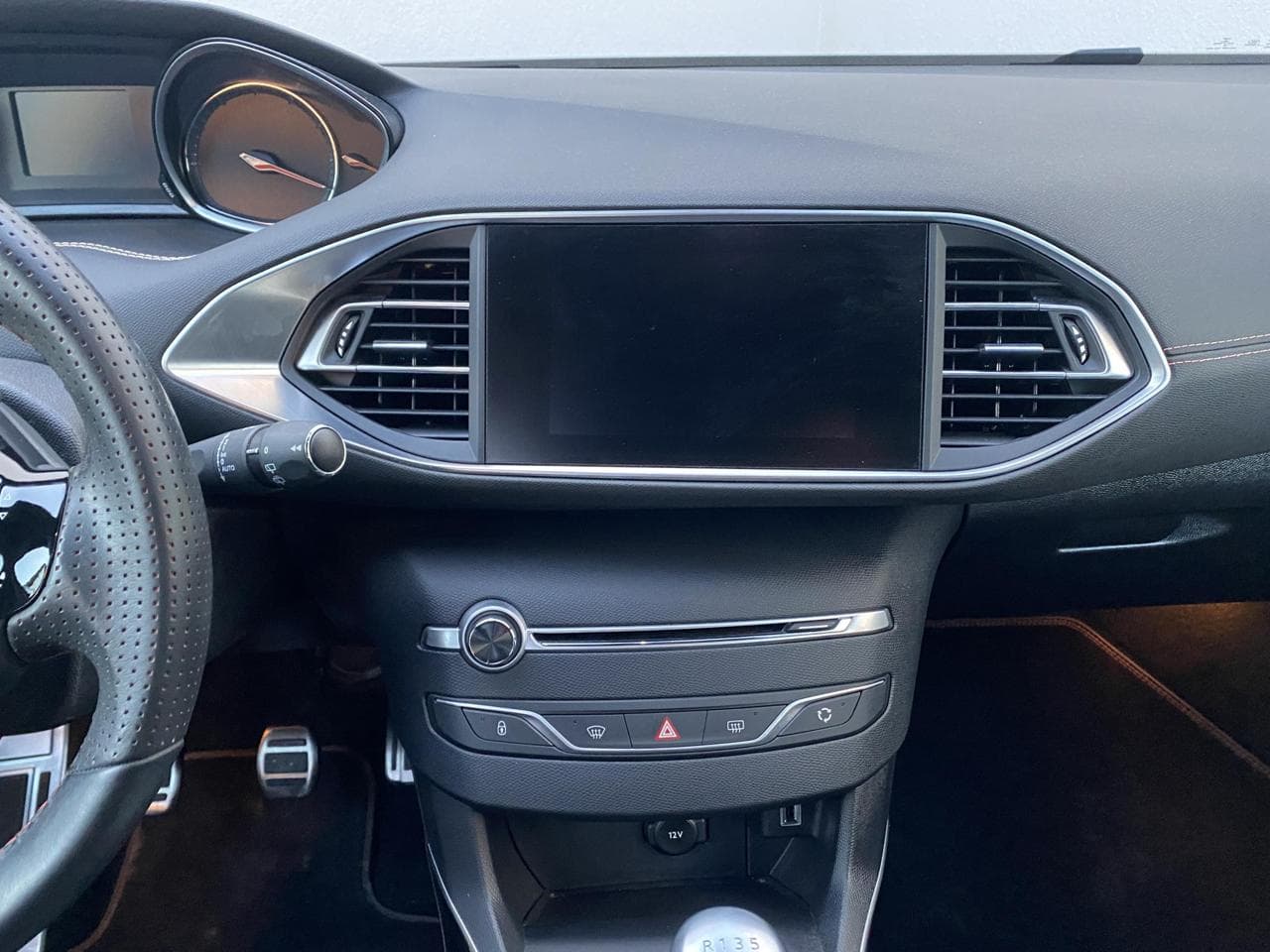 2019 Peugeot 308 - 12