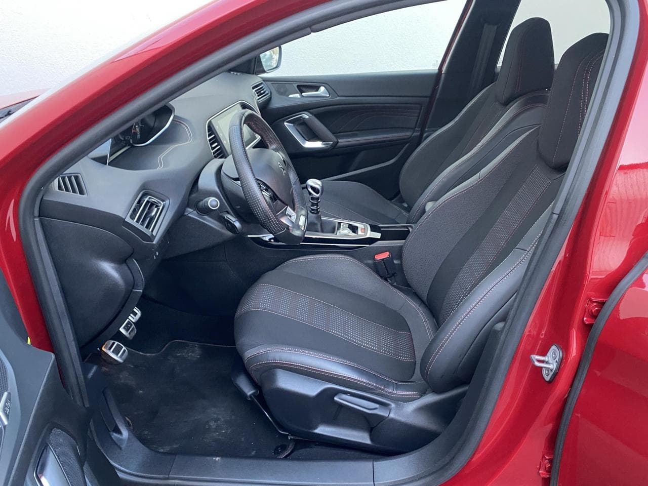 2019 Peugeot 308 - 9