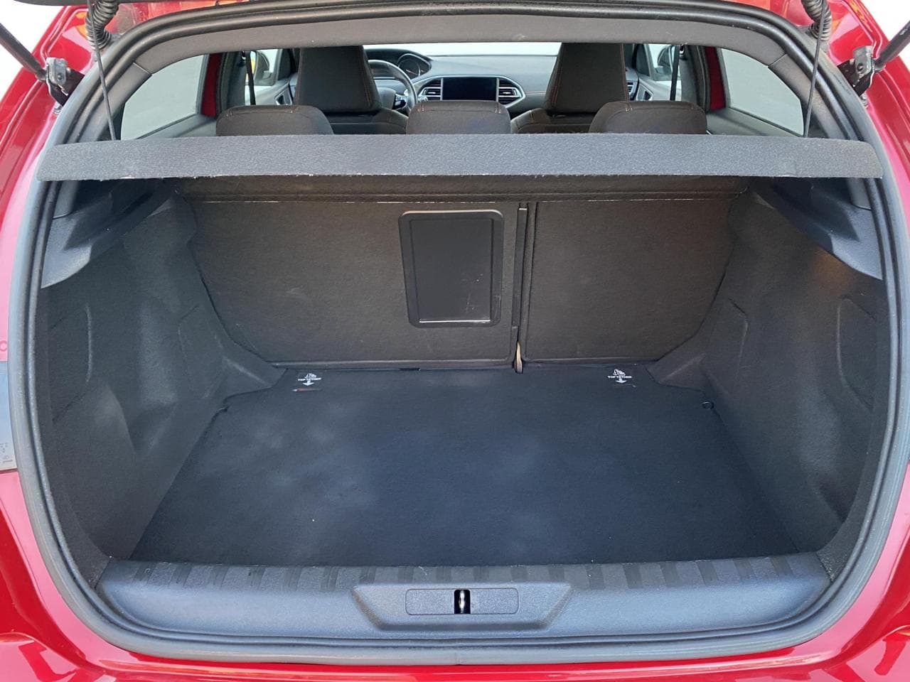 2019 Peugeot 308 - 7