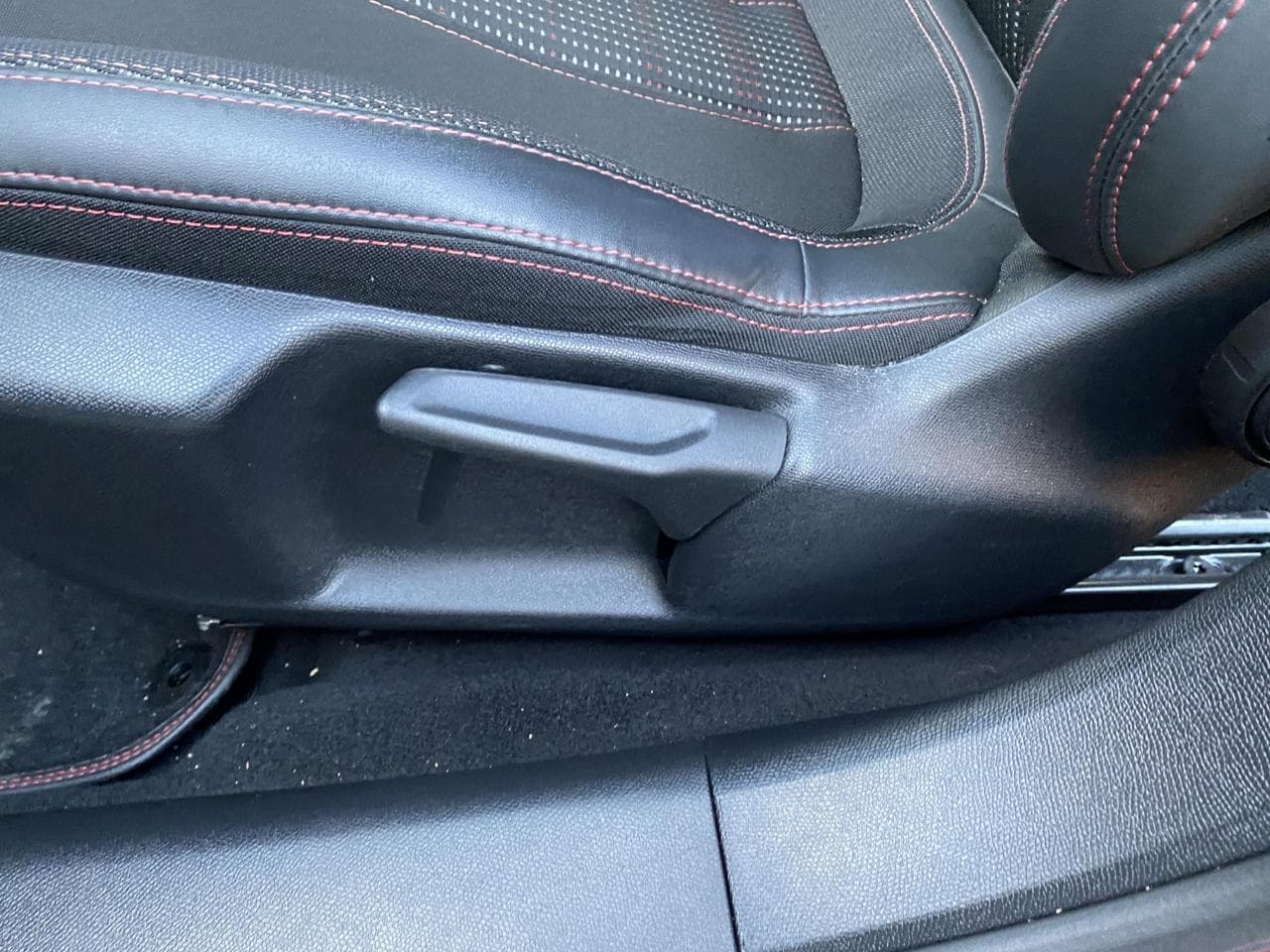 2019 Peugeot 308 - 14