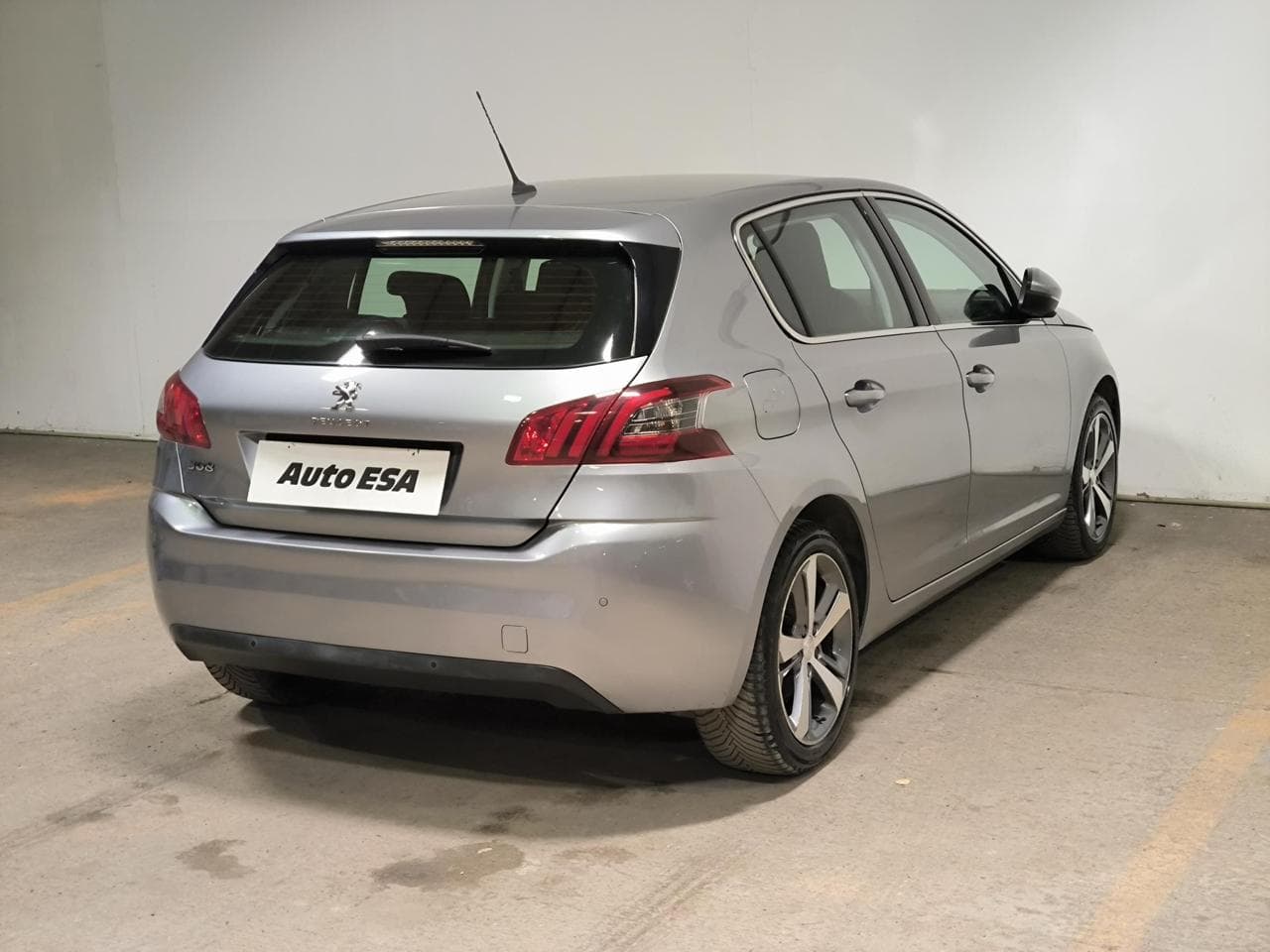 2018 Peugeot 308 - 6