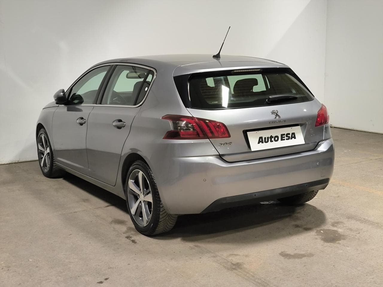 2018 Peugeot 308 - 4