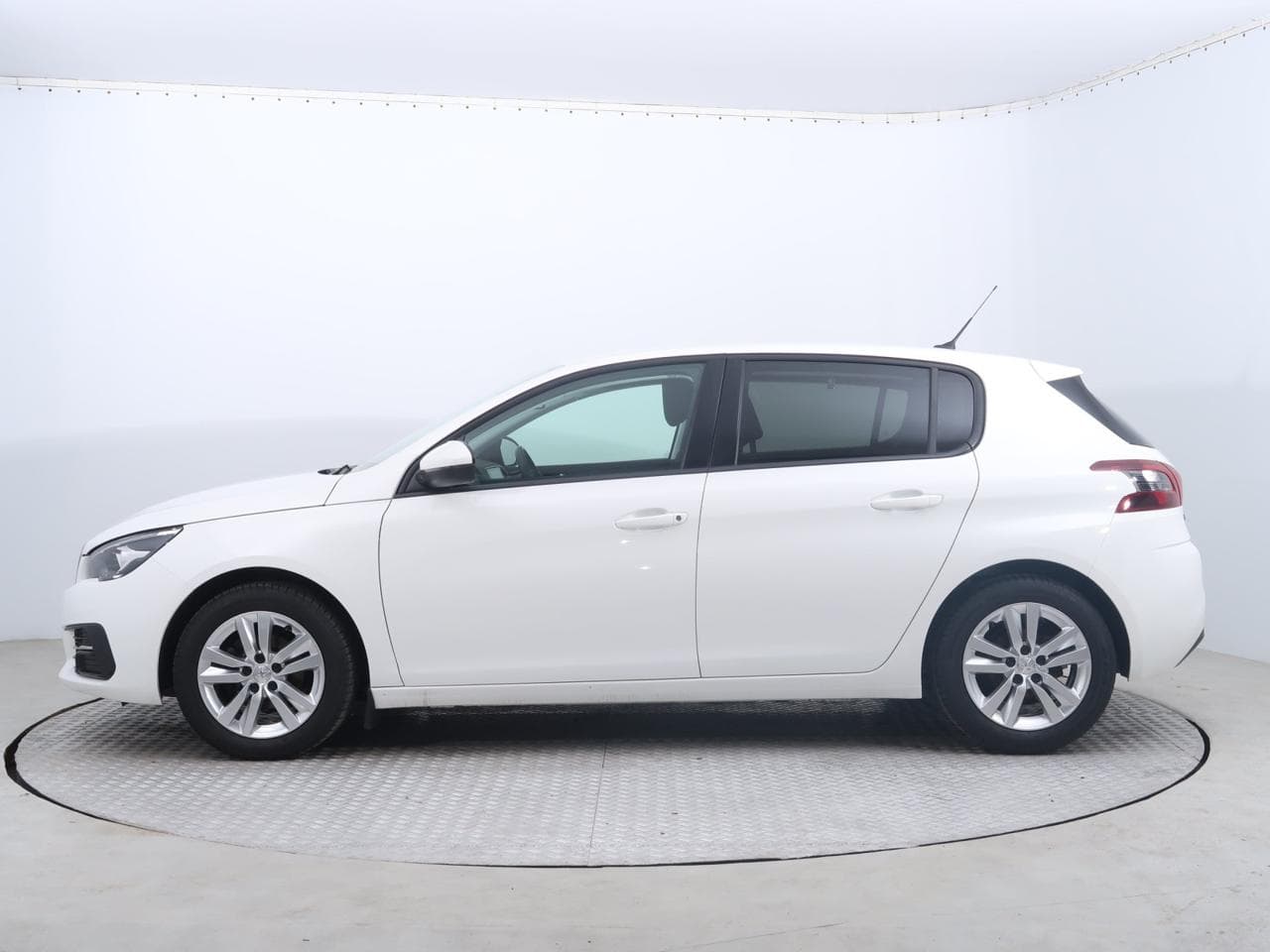 2019 Peugeot 308 - 4