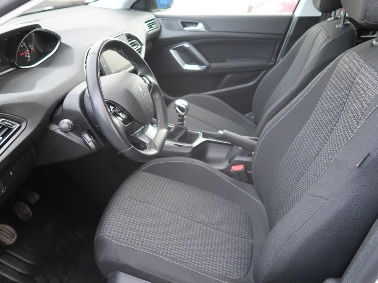 2019 Peugeot 308 - 16