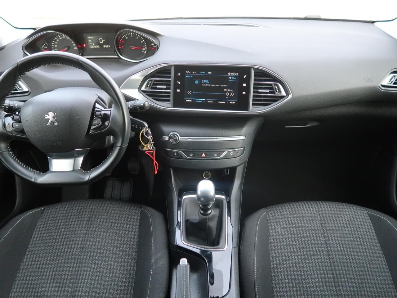 2019 Peugeot 308 - 10