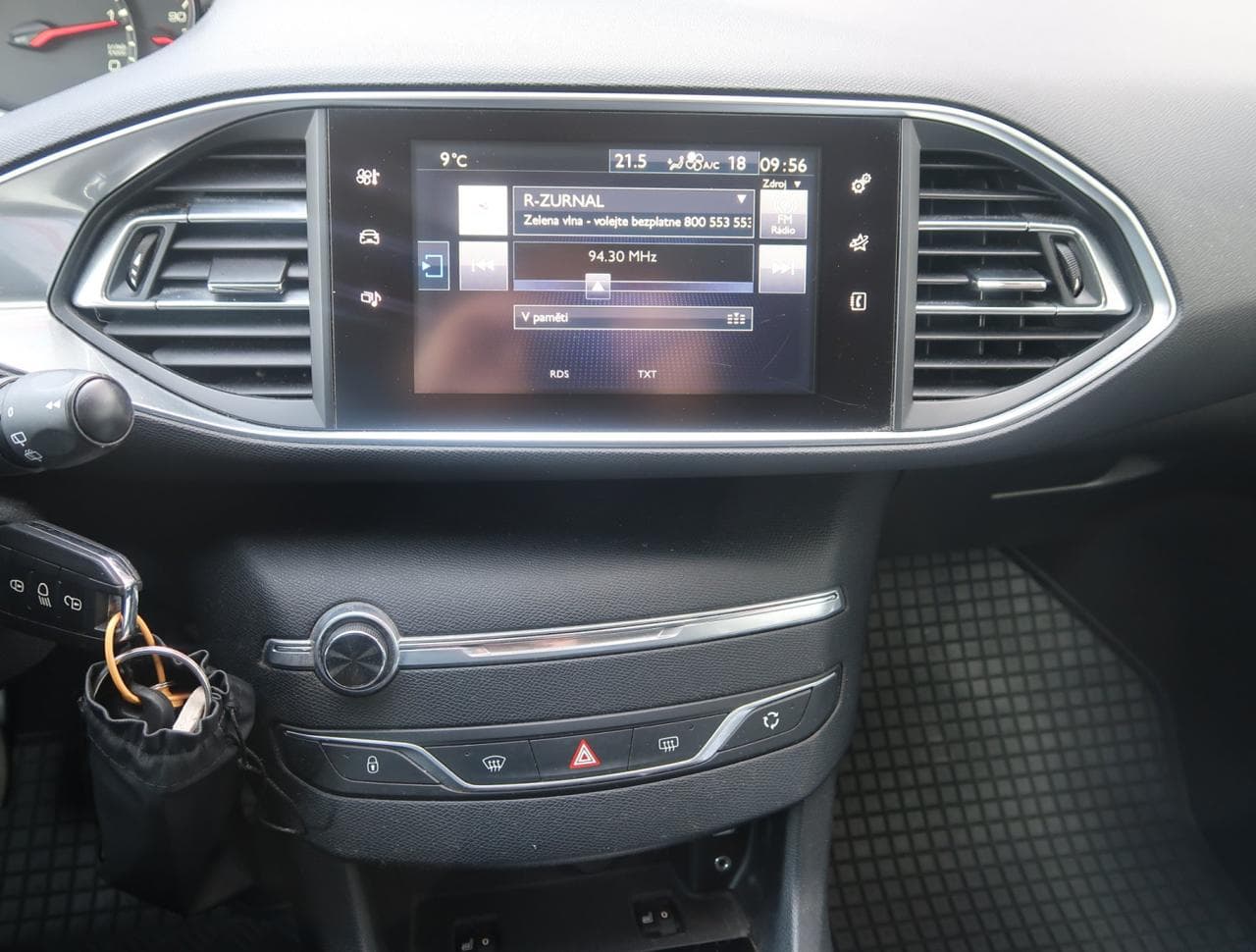 2016 Peugeot 308 - 18