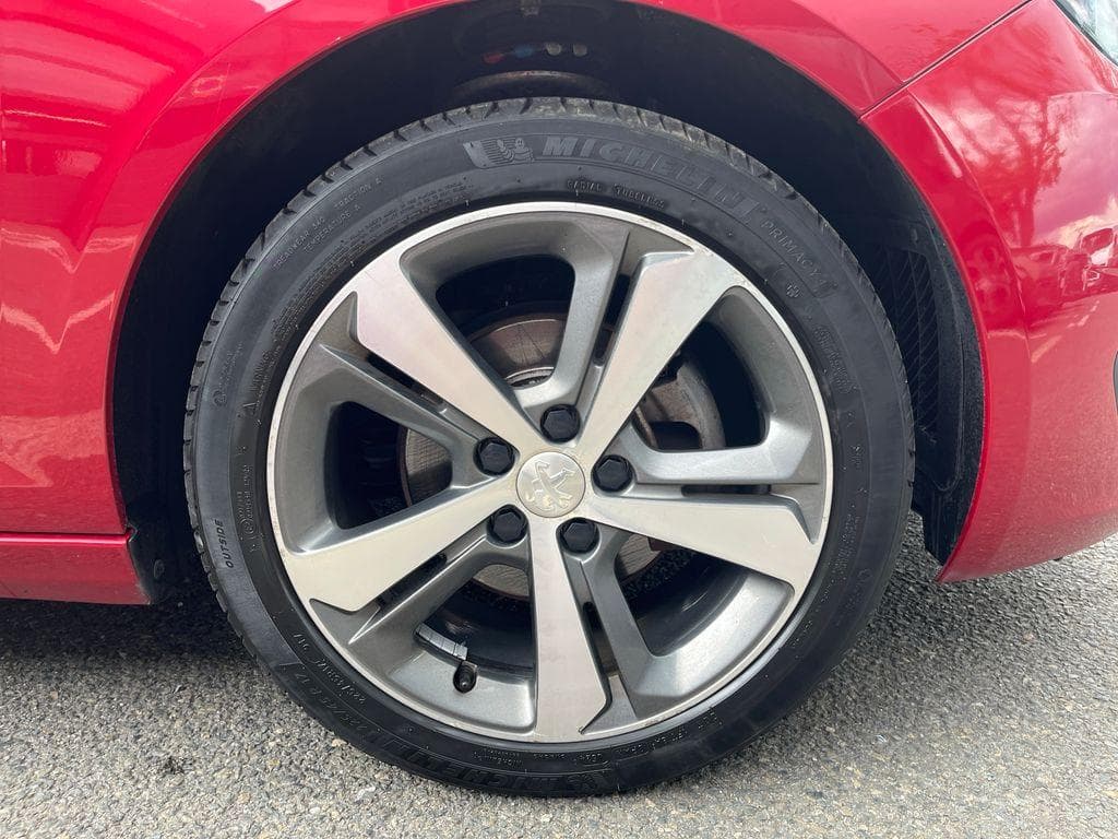 2016 Peugeot 308 - 9