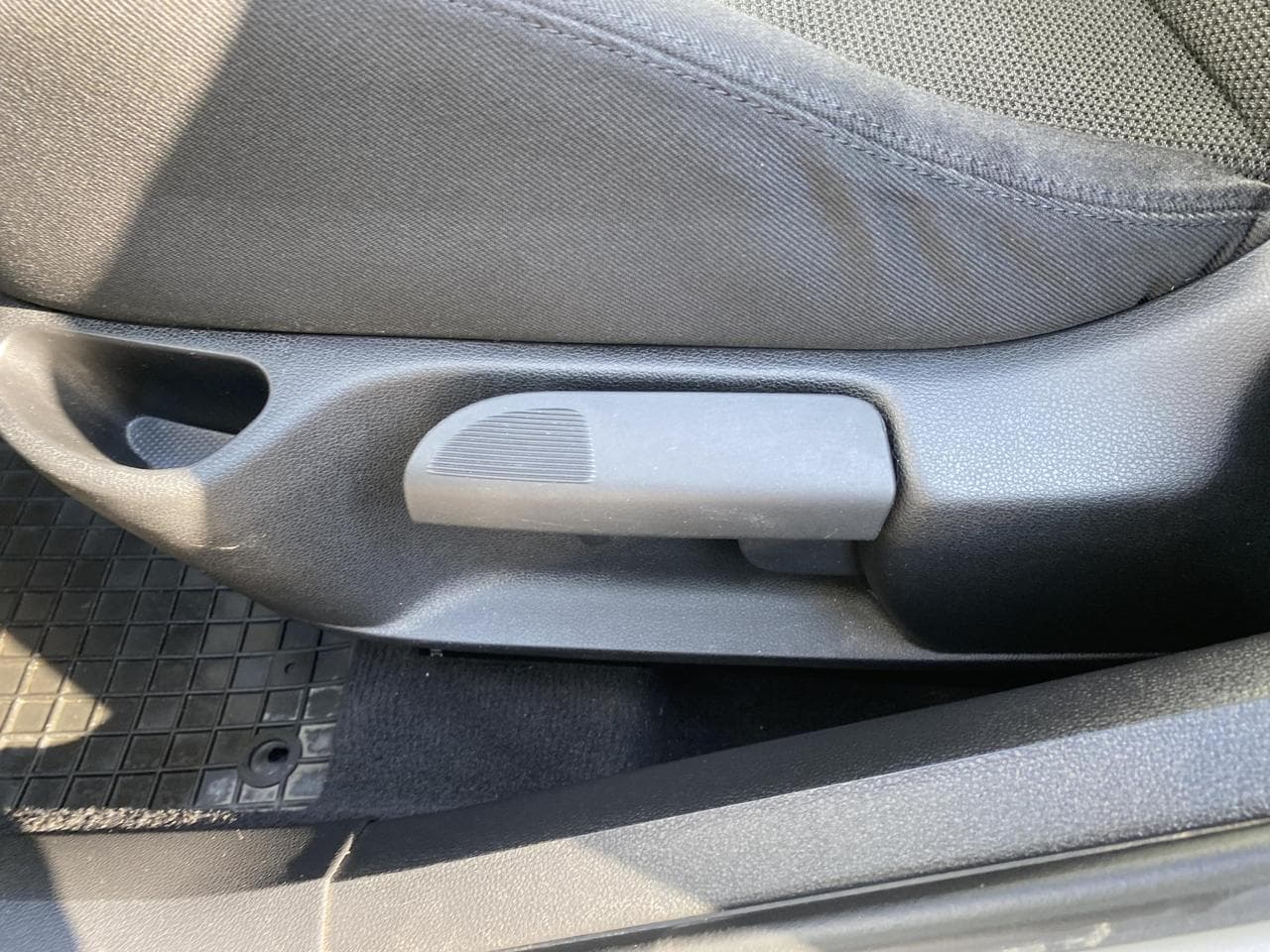 2008 Peugeot 308 - 14