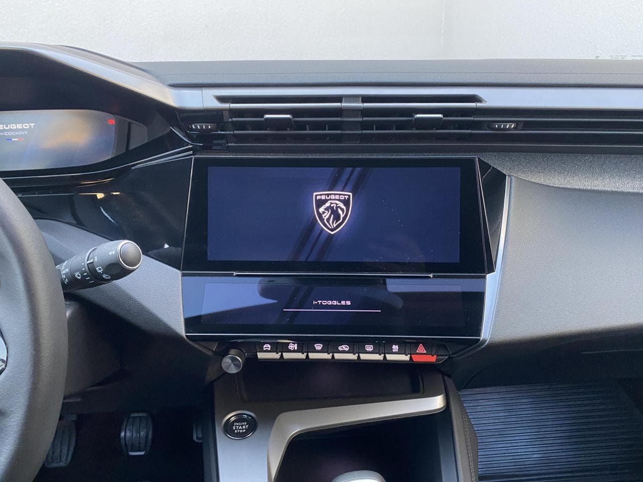 2023 Peugeot 308 - 12