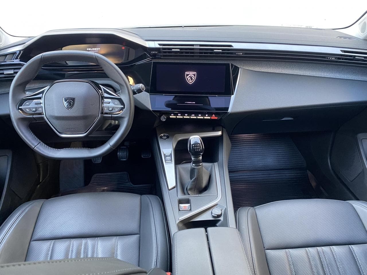 2023 Peugeot 308 - 8