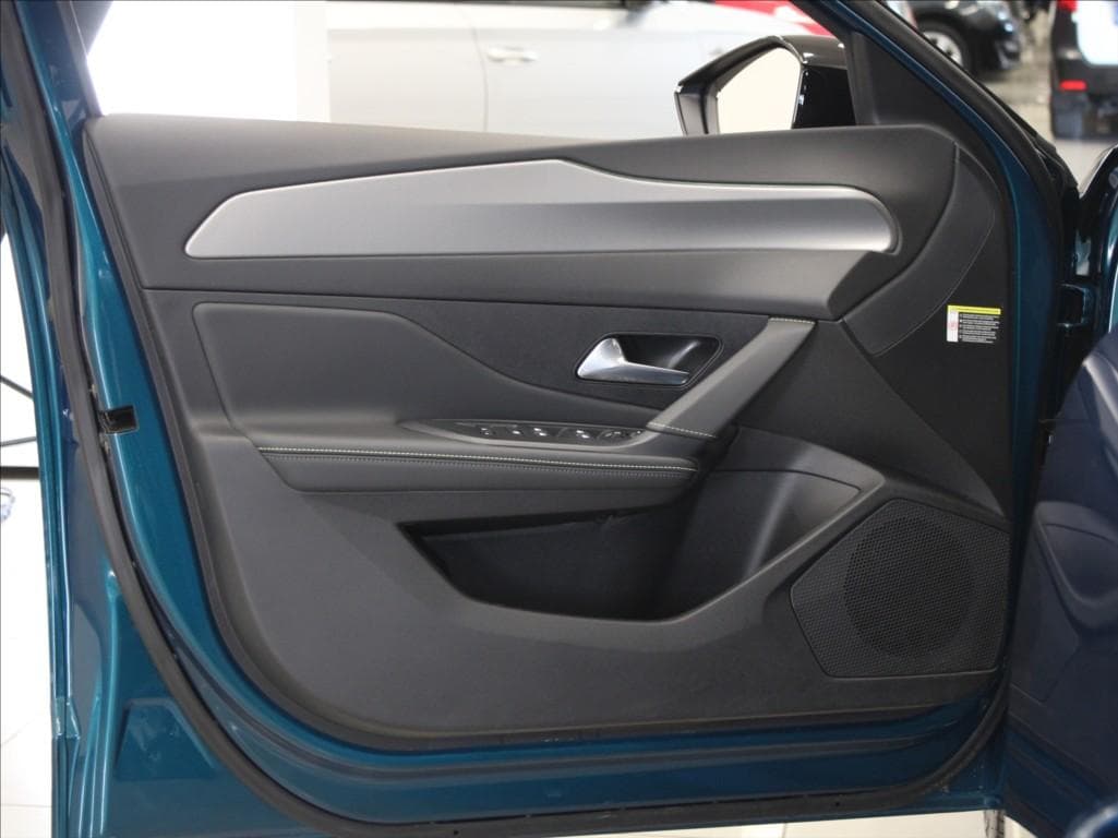 2024 Peugeot 308 - 18
