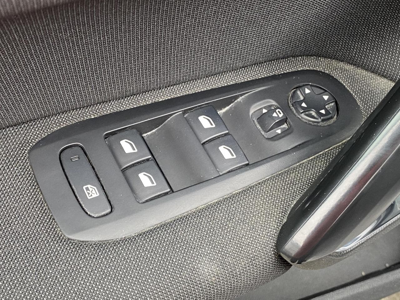 2017 Peugeot 308 - 11
