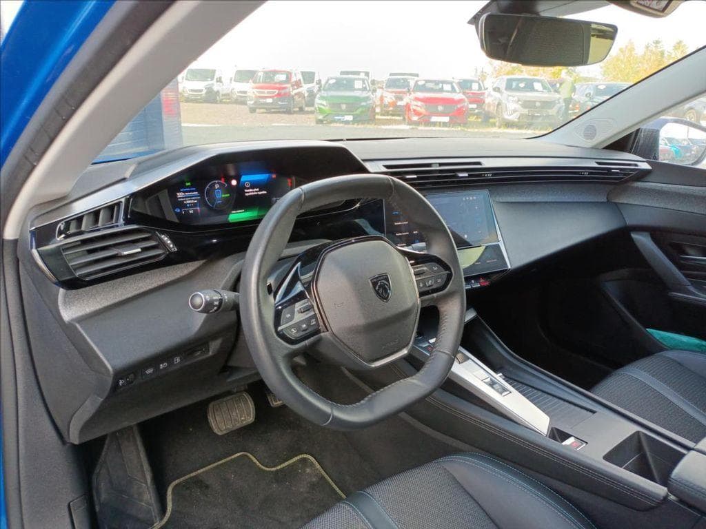 2022 Peugeot 308 - 37